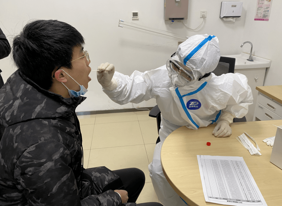 “中央取消全国各地核酸检测” 取消核减计划是什么意思？-第1张图片